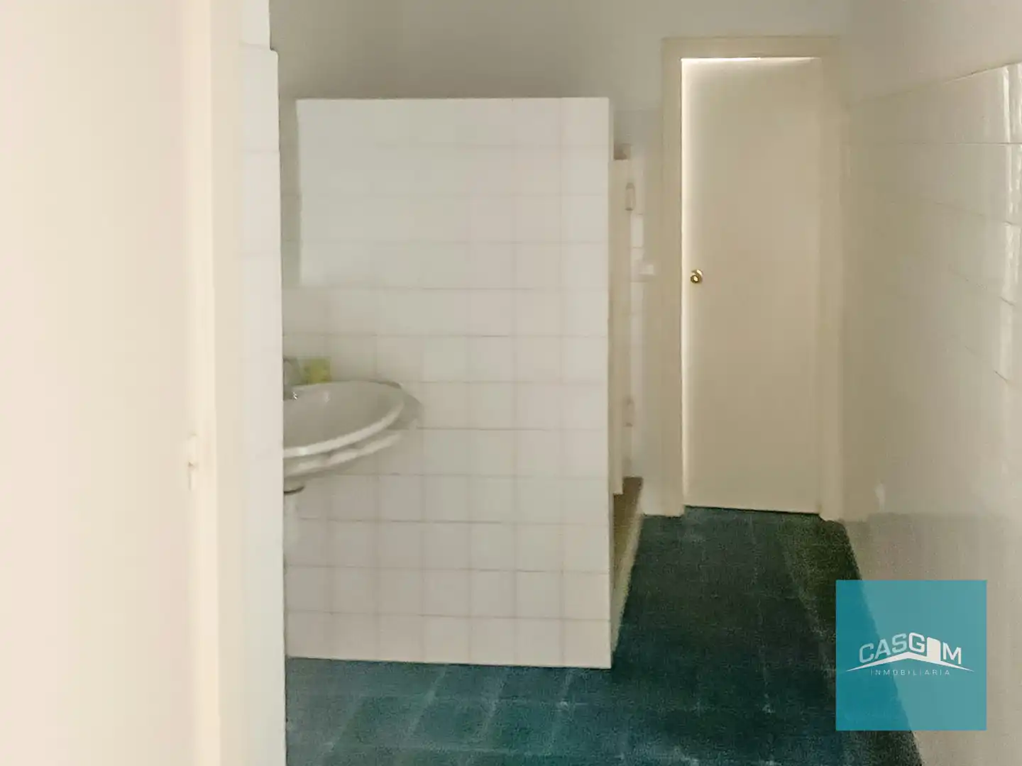 Badezimmer von Geschaftsraum zum Verkauf in La Antilla mit Klimaanlage
