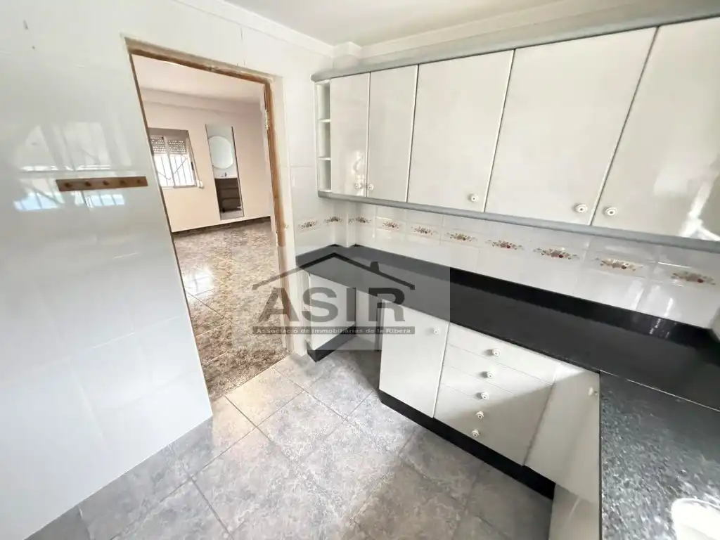 Kitchen of Houses for sale in Alzira
