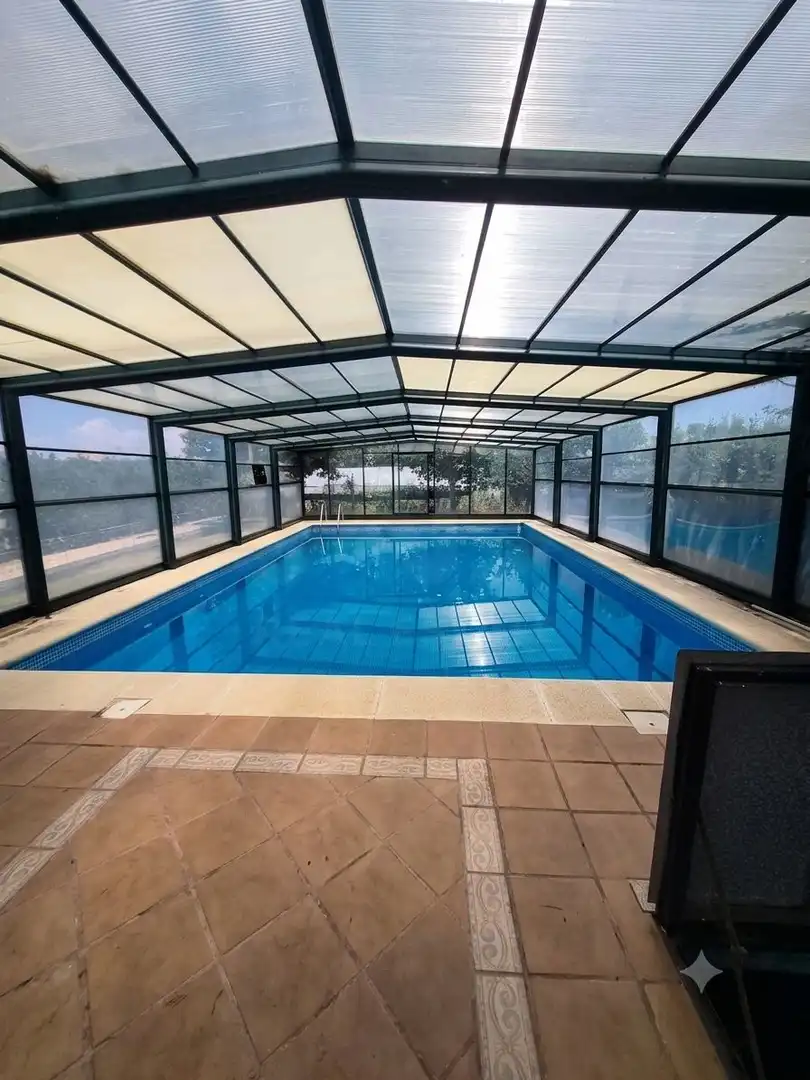 Piscina de Casa o xalet en venda en Chozas de Abajo amb Calefacció i Piscina