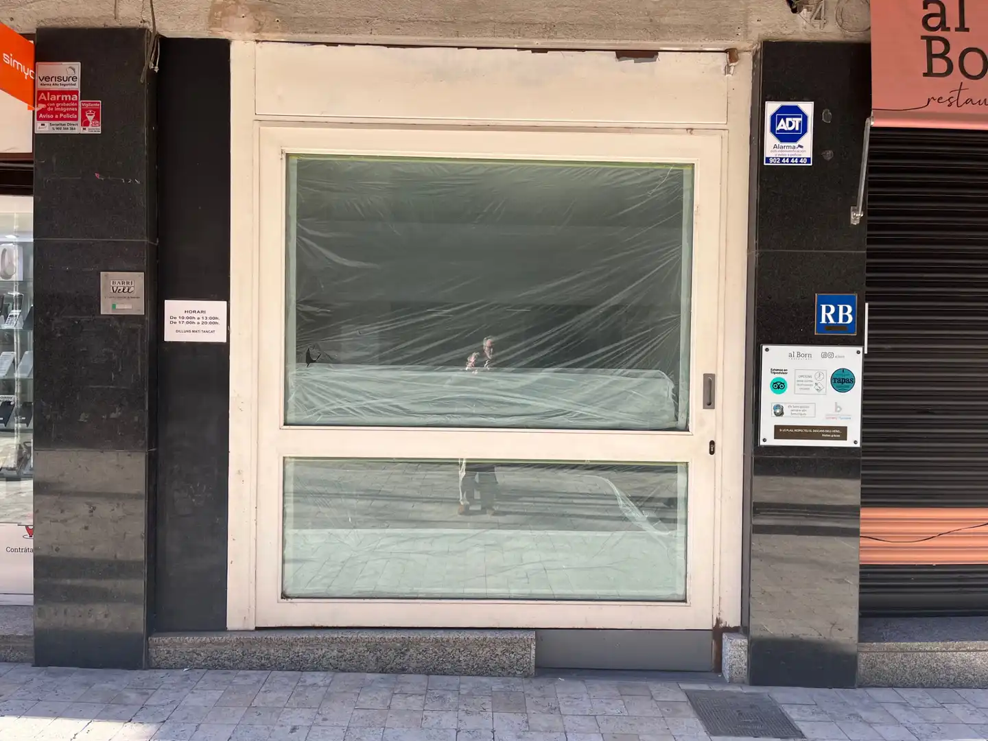 Gewerbefläche zum Verkauf in Carrer Àngel Guimerà, imagen 2