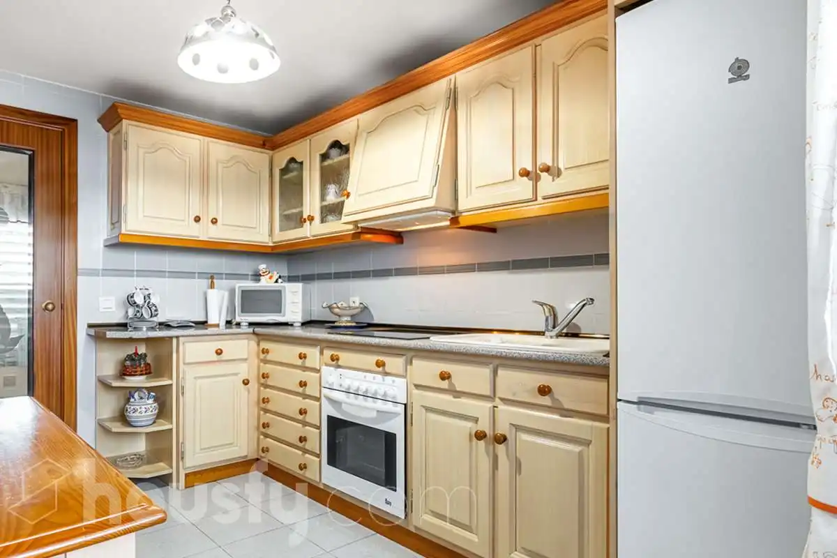 Flat for rent in Calle Río Estenilla, Santa María de Benquerencia