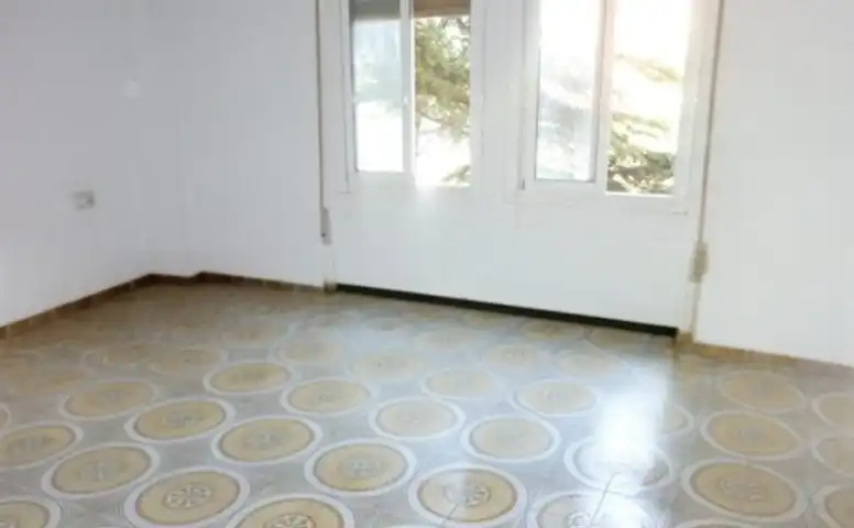 Wohnung mit Aufzug zum Verkauf in Casc Urbà