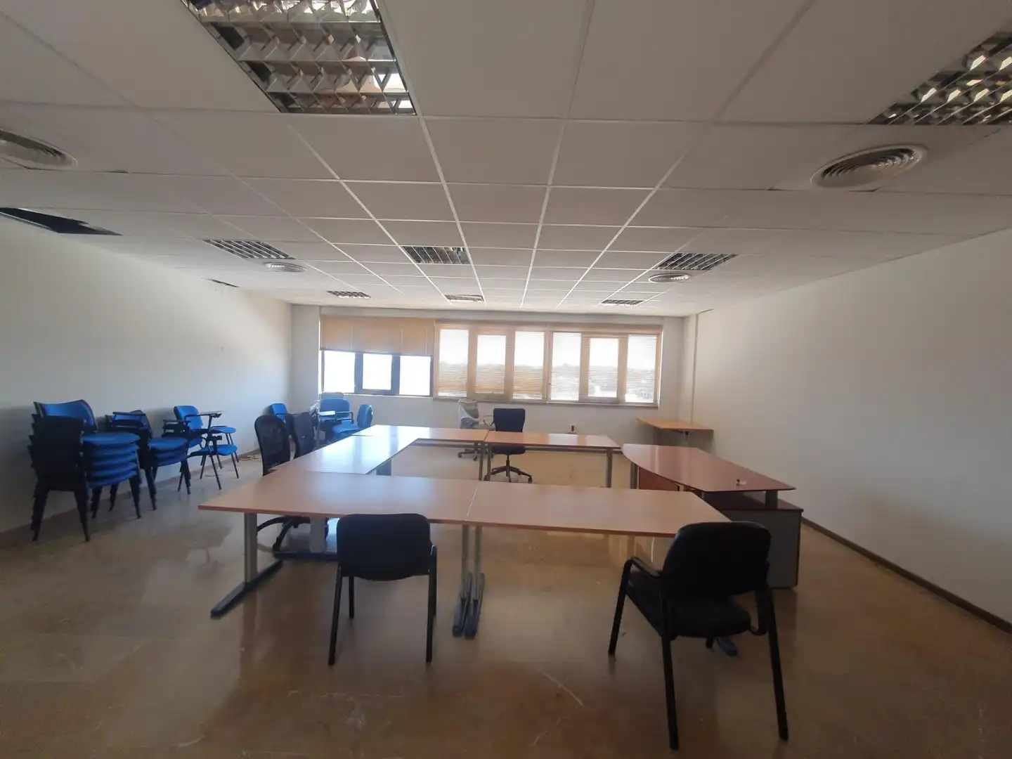 Oficina de alquiler en San Juan de Aznalfarache