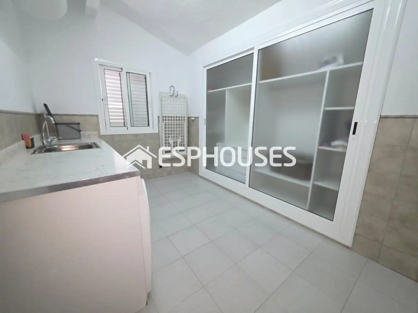 Kitchen of Detached homes for sale in Guardamar del Segura  with Air Conditioner, Terrace and Furnished