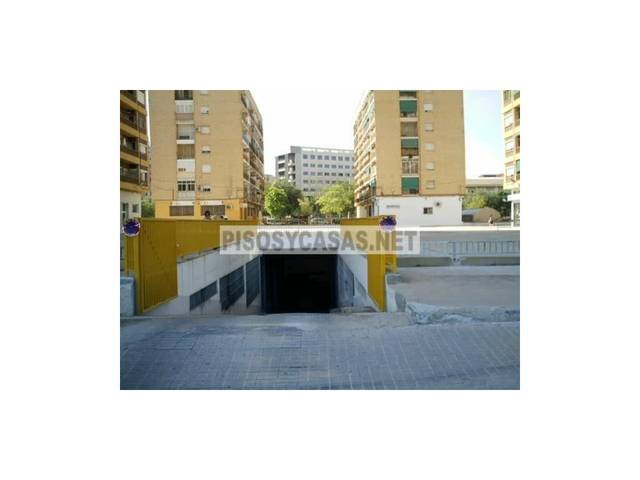 Local comercial en Venta en Avenida Manuel De Falla en Barrio de Campanar