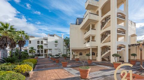 Foto 3 de Dúplex en venta en Calle Caserío, 4, Paraiso - Barronal, Estepona