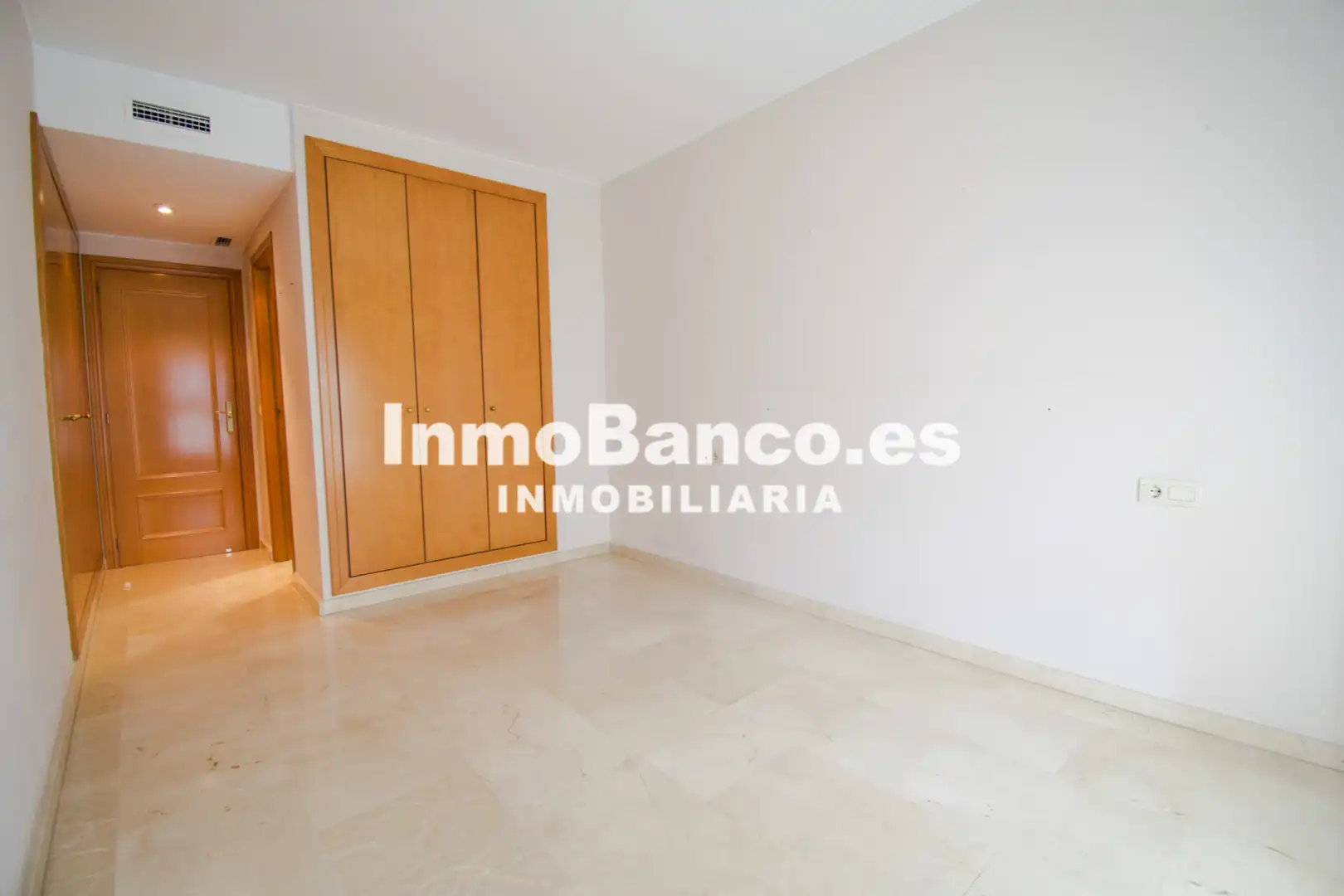 Piso de alquiler en Valencia con Aire acondicionado, Calefacción y Terraza