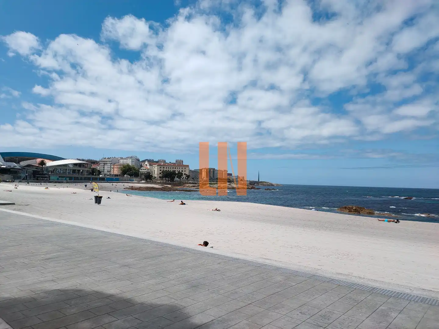 Business premises to rent in Centro - Juan Flórez - Plaza Pontevedra