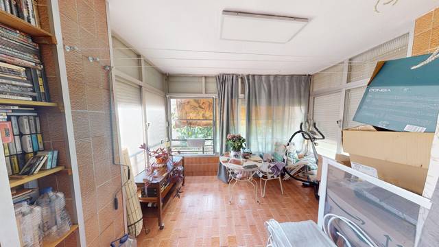 Piso en Venta en Calle Agres en Juan XXIII