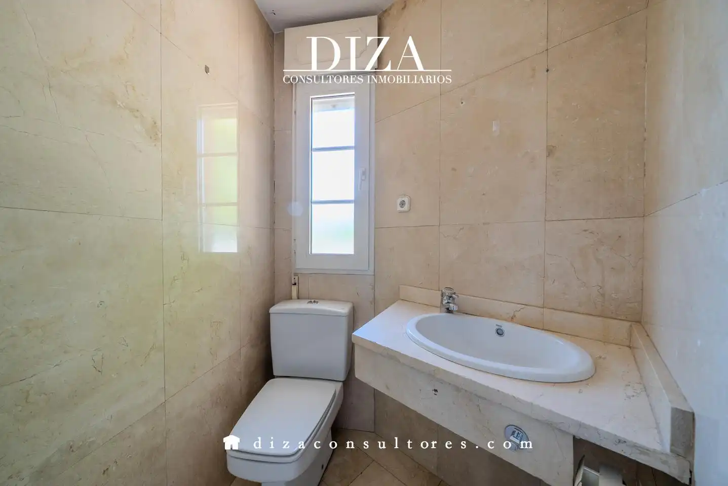 Bathroom of Houses for rent in Madrid  with Heating, Private garden and Terrace