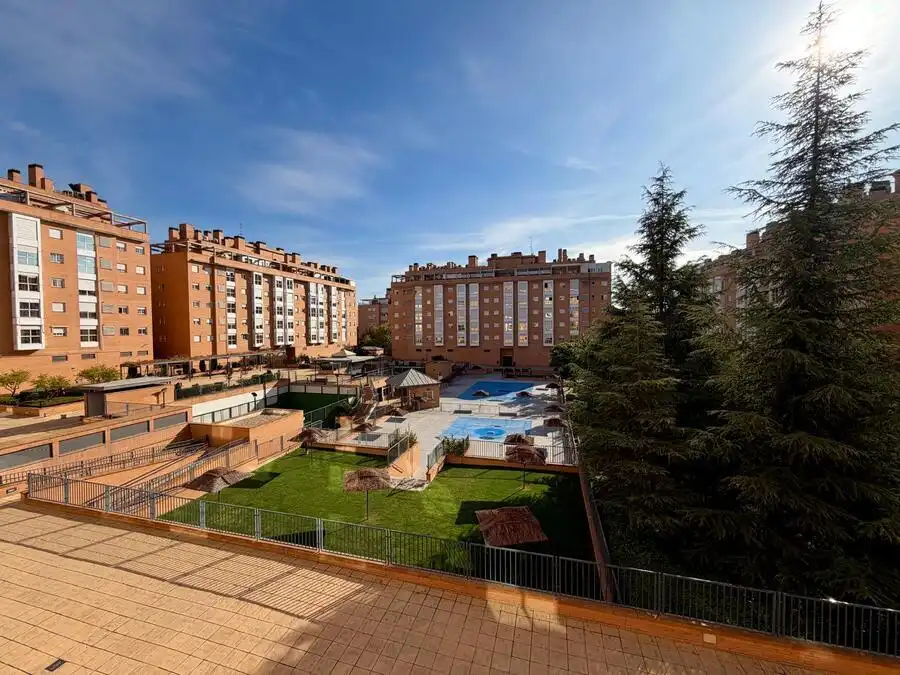 Wohnung mit Pool zum Verkauf in Carabanchel