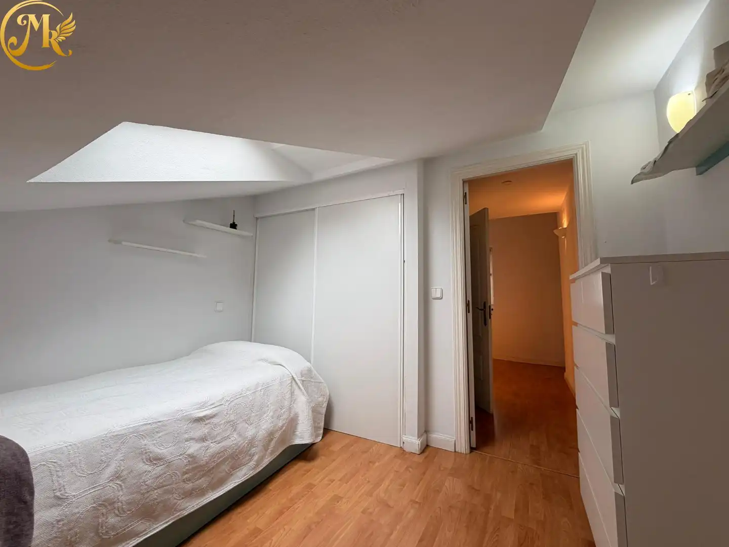Schlafzimmer von Wohnung zur Miete in Santander mit Heizung und Möbliert