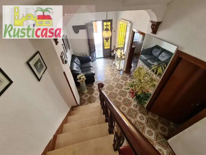 Casa con terraza en venta en Bailén, imagen 6