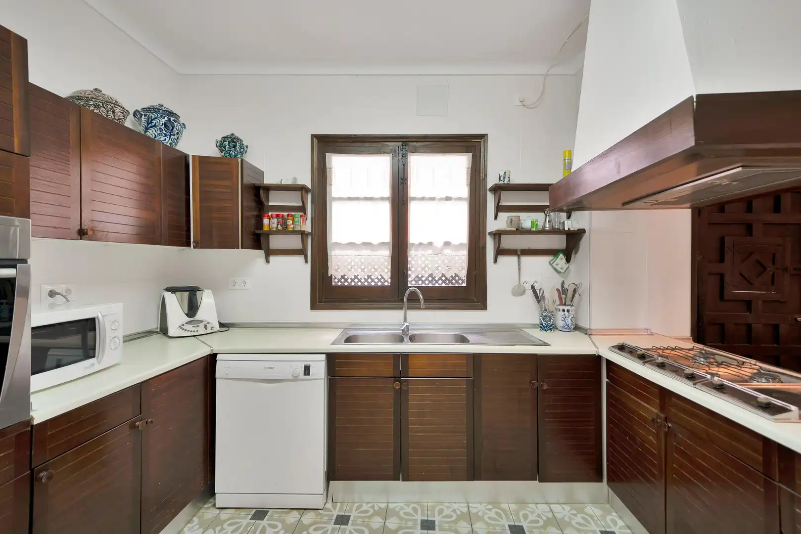 Cocina de Casa o chalet en venta en Ronda con Calefacción, Jardín privado y Terraza