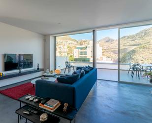 Living room of Attic for sale in  Santa Cruz de Tenerife Capital  with Air Conditioner, Terrace and Balcony