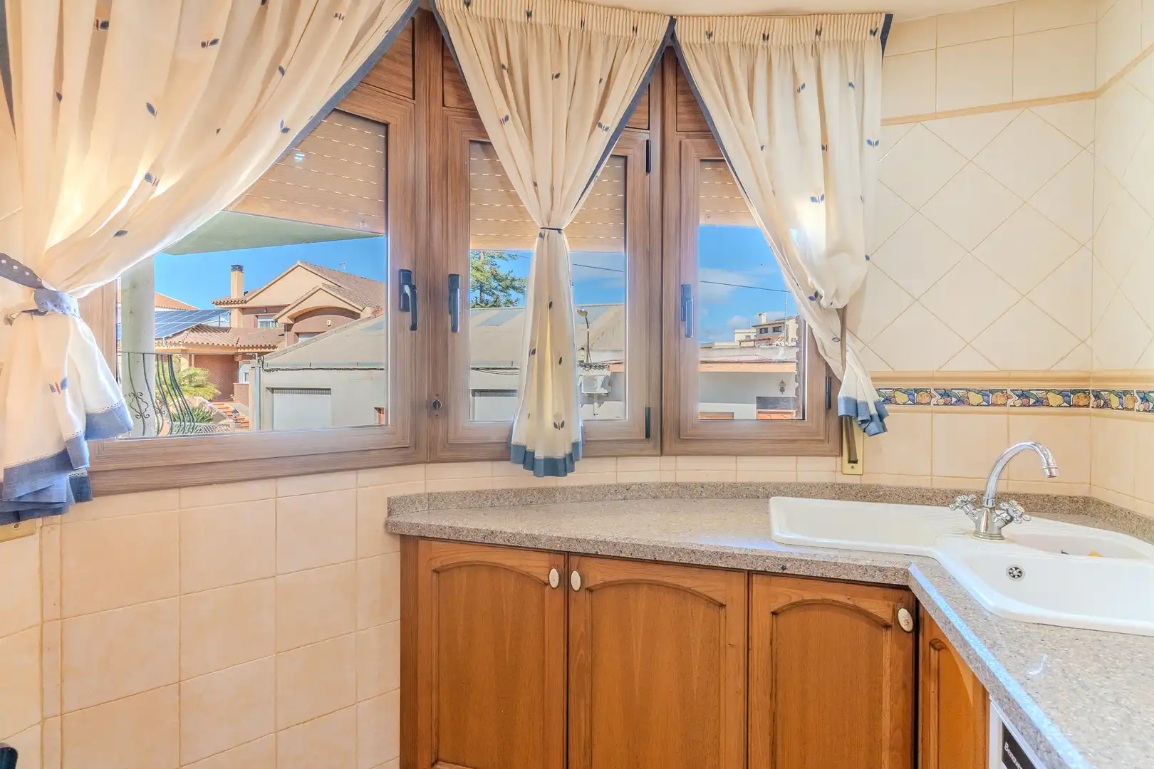 Cocina de Casa o chalet en venta en Deltebre con Calefacción, Terraza y Trastero