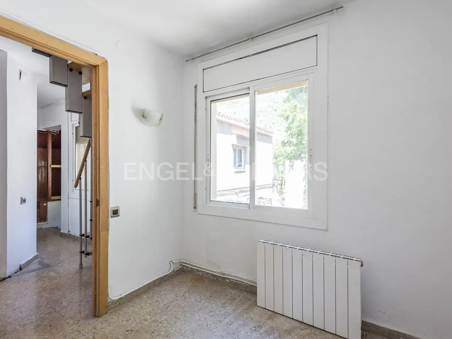 Dormitori de Casa o xalet en venda en Barcelona amb Calefacció, Terrassa i Piscina