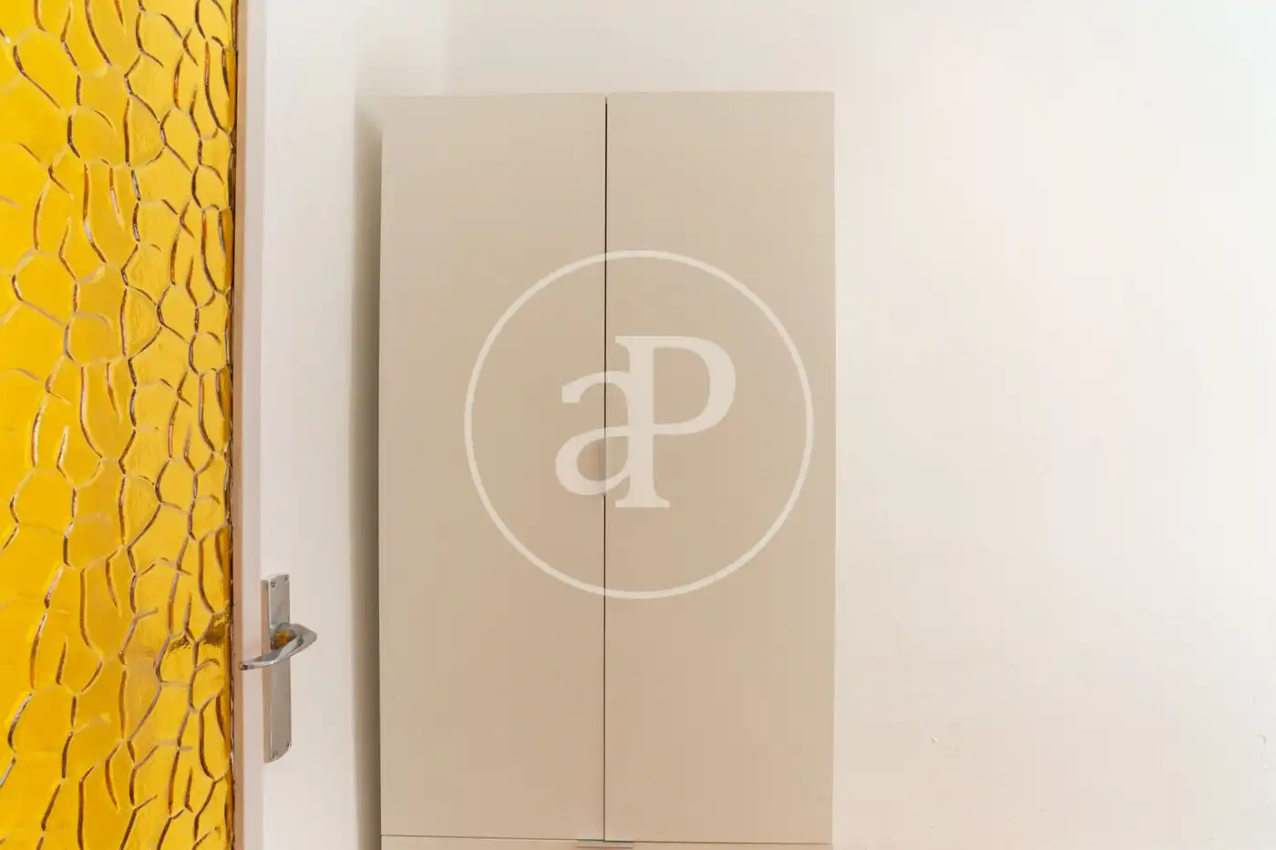Habitación de Piso de alquiler en Valencia con Calefacción y Amueblado