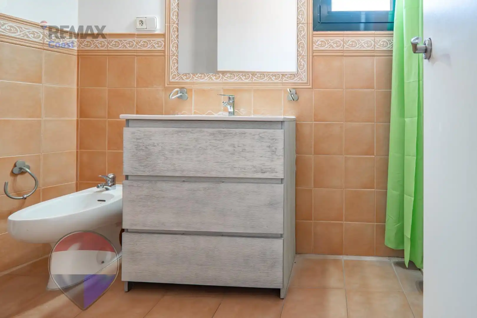 Bany de Casa o xalet en venda en Rincón de la Victoria amb Aire condicionat, Jardí privat i Piscina