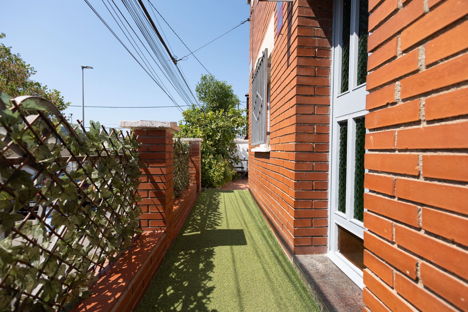Exterior view of House or chalet for sale in Sant Vicenç Dels Horts  with Terrace, Storage room and Balcony