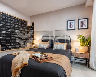 Dormitori de Apartament de lloguer en  Madrid Capital amb Aire condicionat i Terrassa