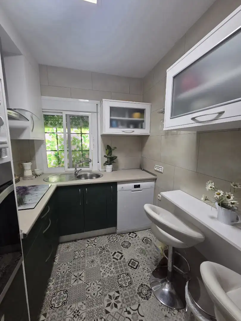 Cuina de Apartament en venda en Badajoz amb Aire condicionat, Parquet i Moblat