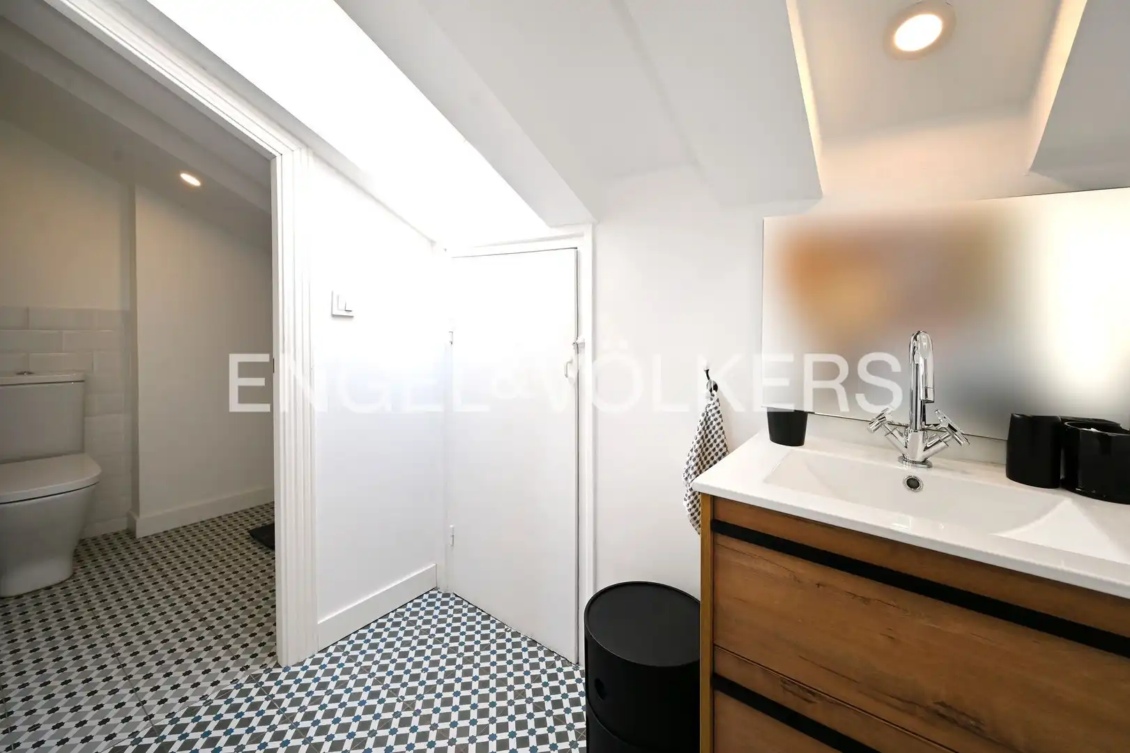 Bathroom of Attic for sale in Santander  with Heating, Furnished and Balcony