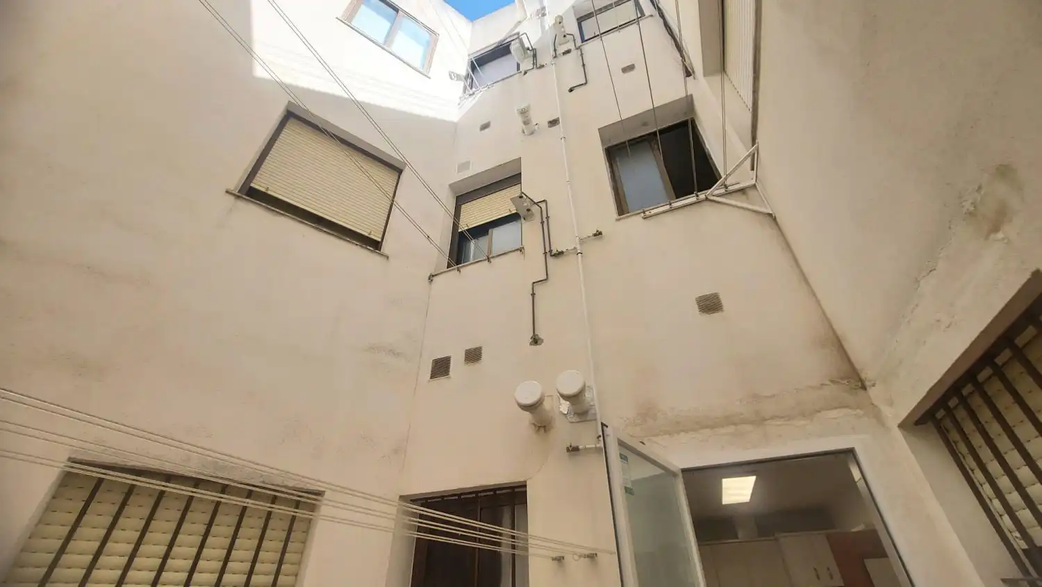 Vista exterior de Piso de alquiler en Jaén con Amueblado