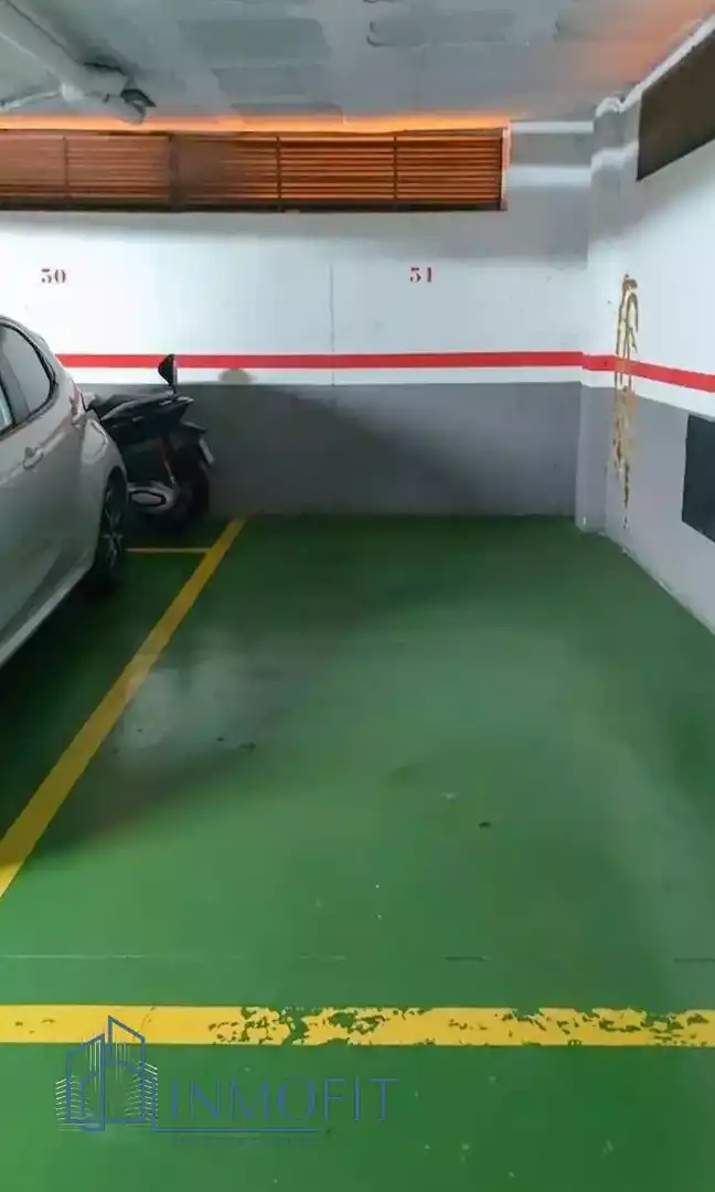 Parking de Apartamento en venta en Blanes con Aire acondicionado, Calefacción y Parquet