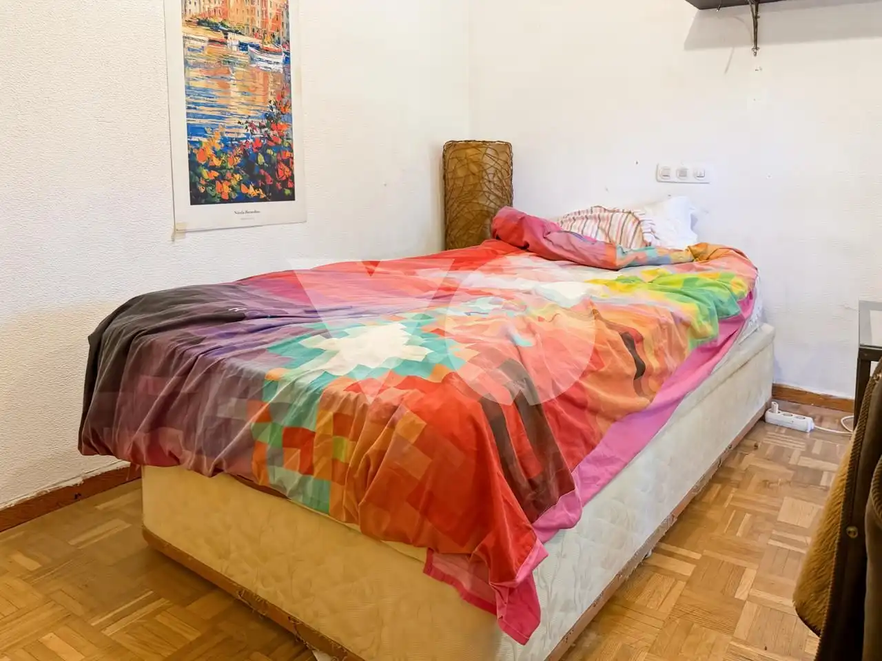 Dormitori de Casa o xalet en venda en Madrid amb Calefacció, Jardí privat i Parquet
