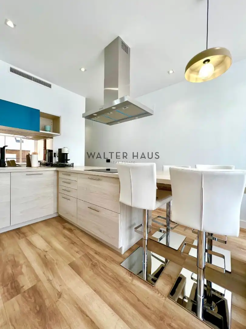 Flat with lift for sale in Calle de Fernando el Católico, imagen 2