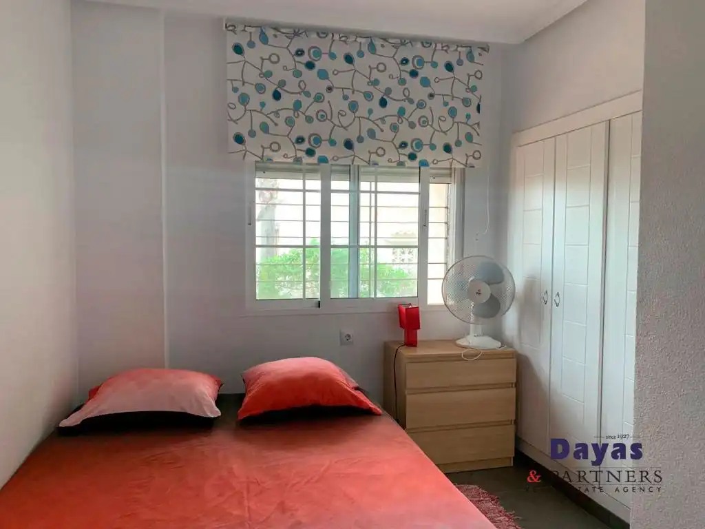 Dormitori de Casa o xalet en venda en Orihuela amb Aire condicionat, Terrassa i Moblat