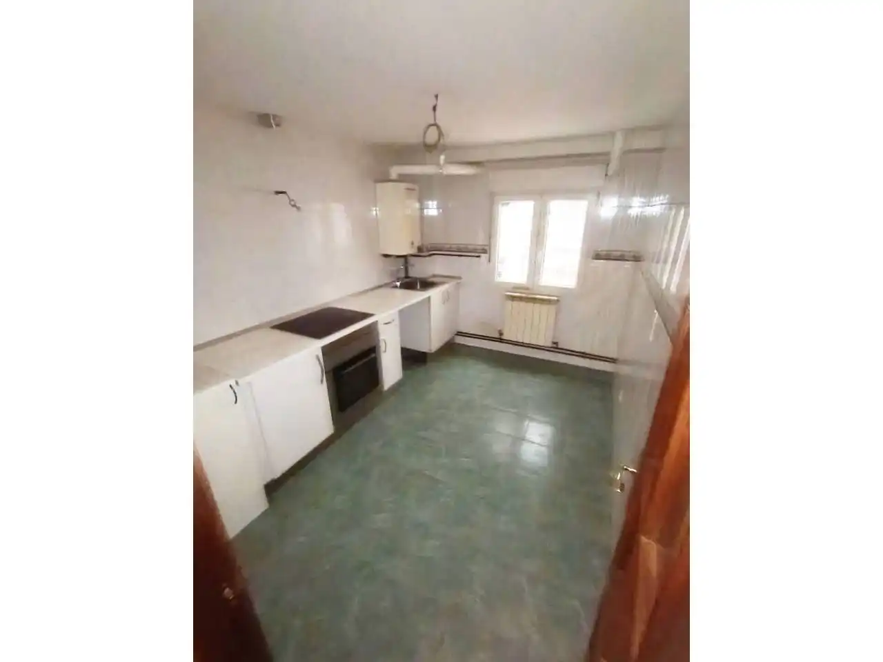 Cocina de Piso en venta en Santander con Calefacción