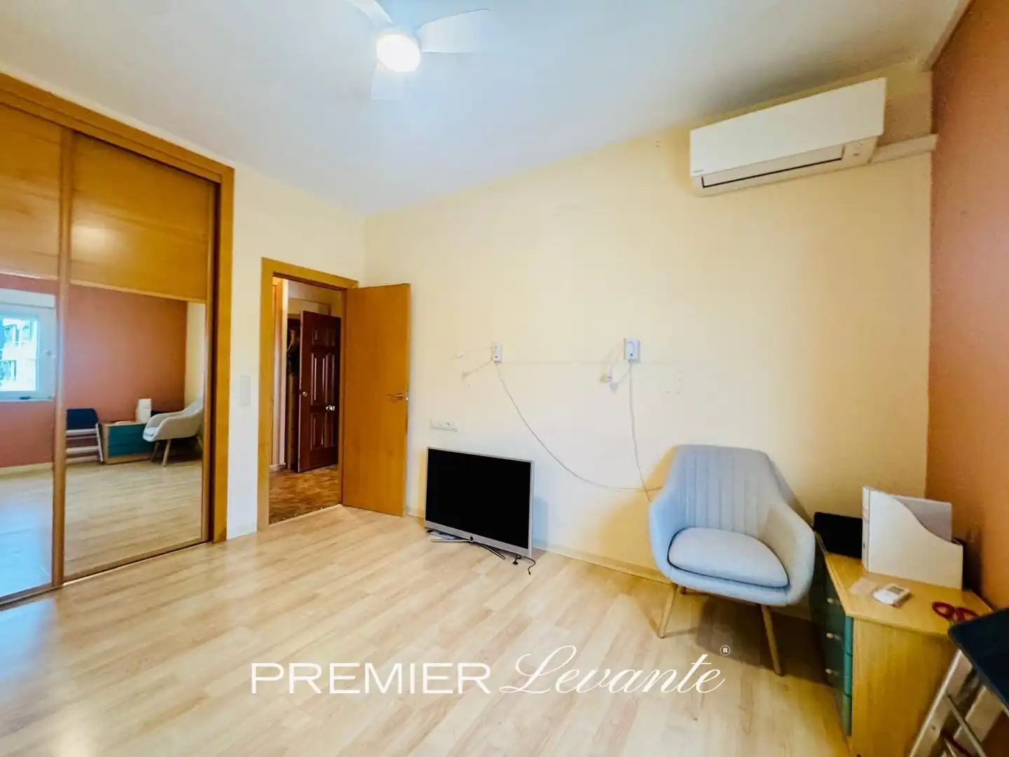 Piso en venta en L'Alfàs del Pi con Aire acondicionado, Terraza y Balcón