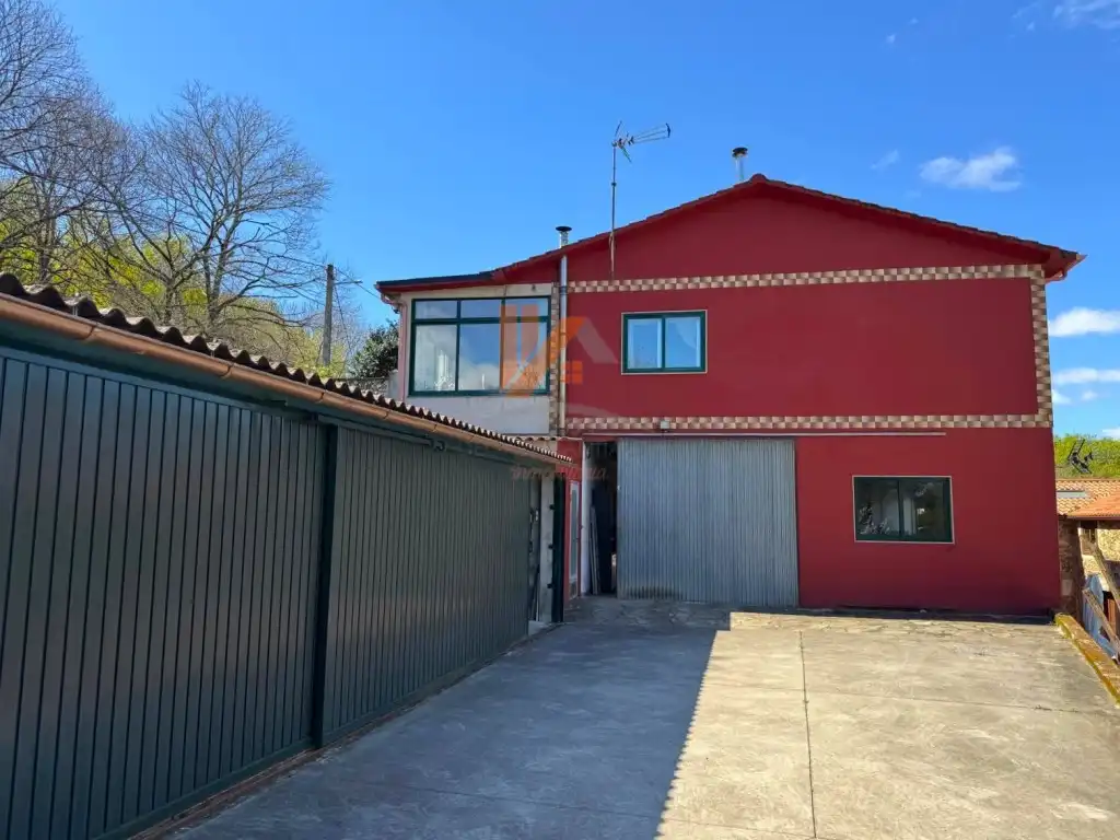 Vista exterior de Casa o chalet en venta en A Estrada  con Jardín privado, Horno y Balcón