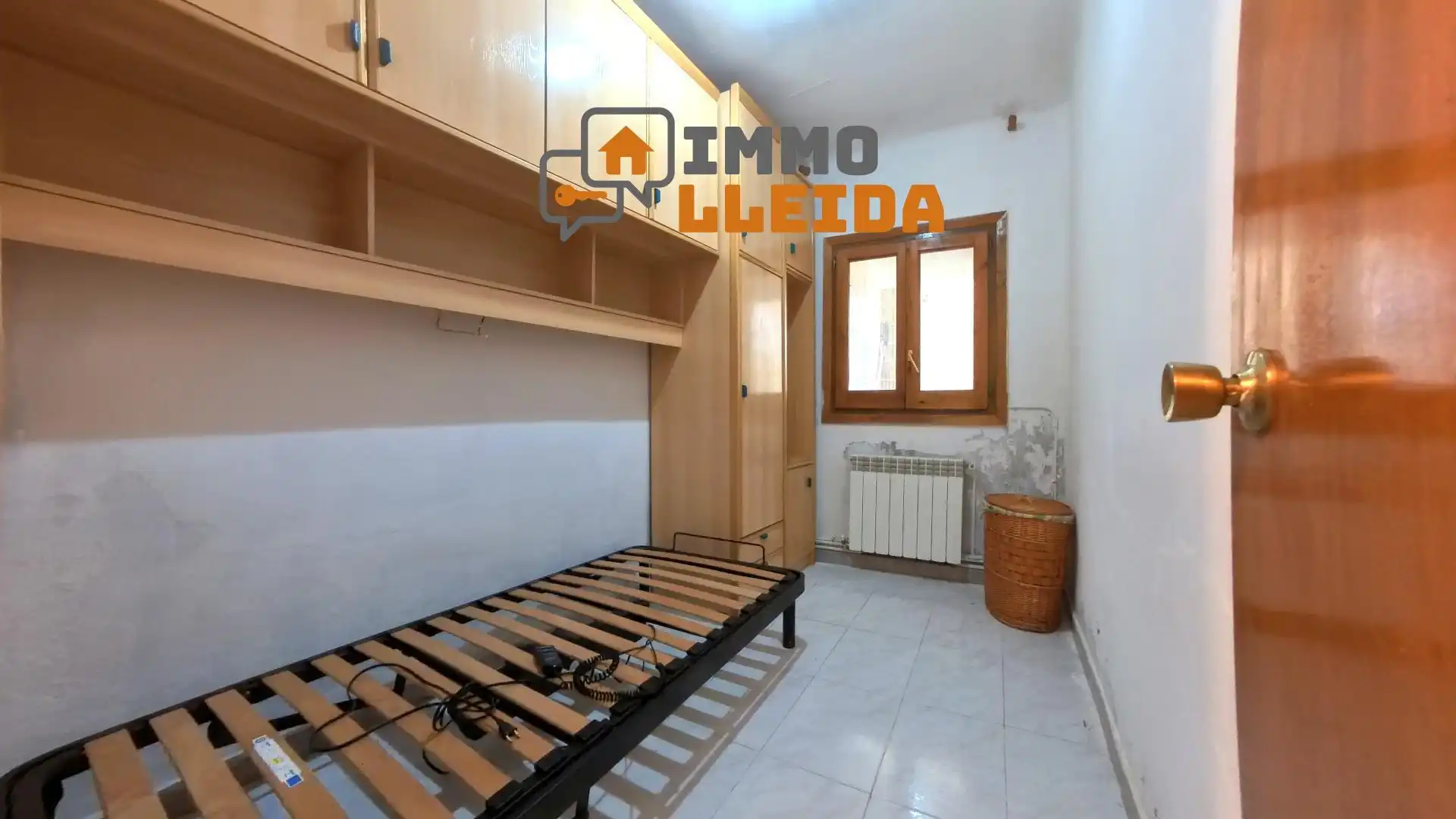 Habitación de Piso en venta en Artesa de Segre con Calefacción y Amueblado
