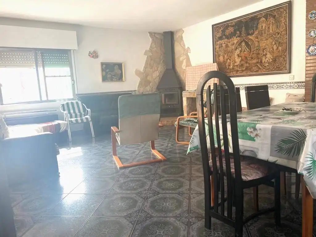 Menjador de Casa o xalet en venda en La Pobla de Tornesa amb Jardí privat, Terrassa i Traster