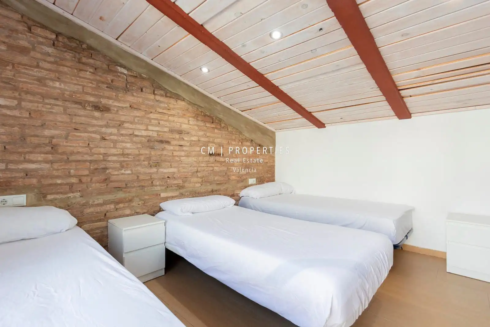Schlafzimmer von Haus oder Chalet zur Miete in Valencia mit Klimaanlage, Heizung und Terrasse