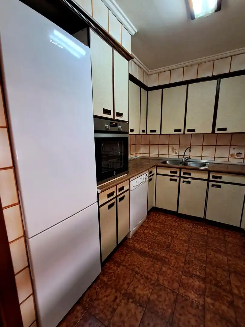 Cuina de Casa o xalet de lloguer en Teruel amb Calefacció i Terrassa