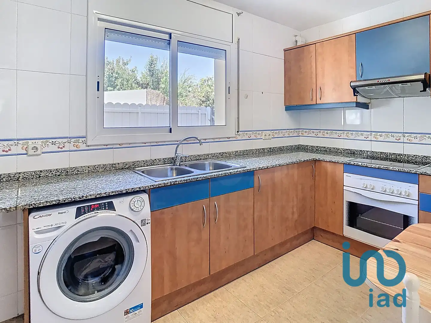 Casa aparellada en venda a Roda de Barà, imagen 8