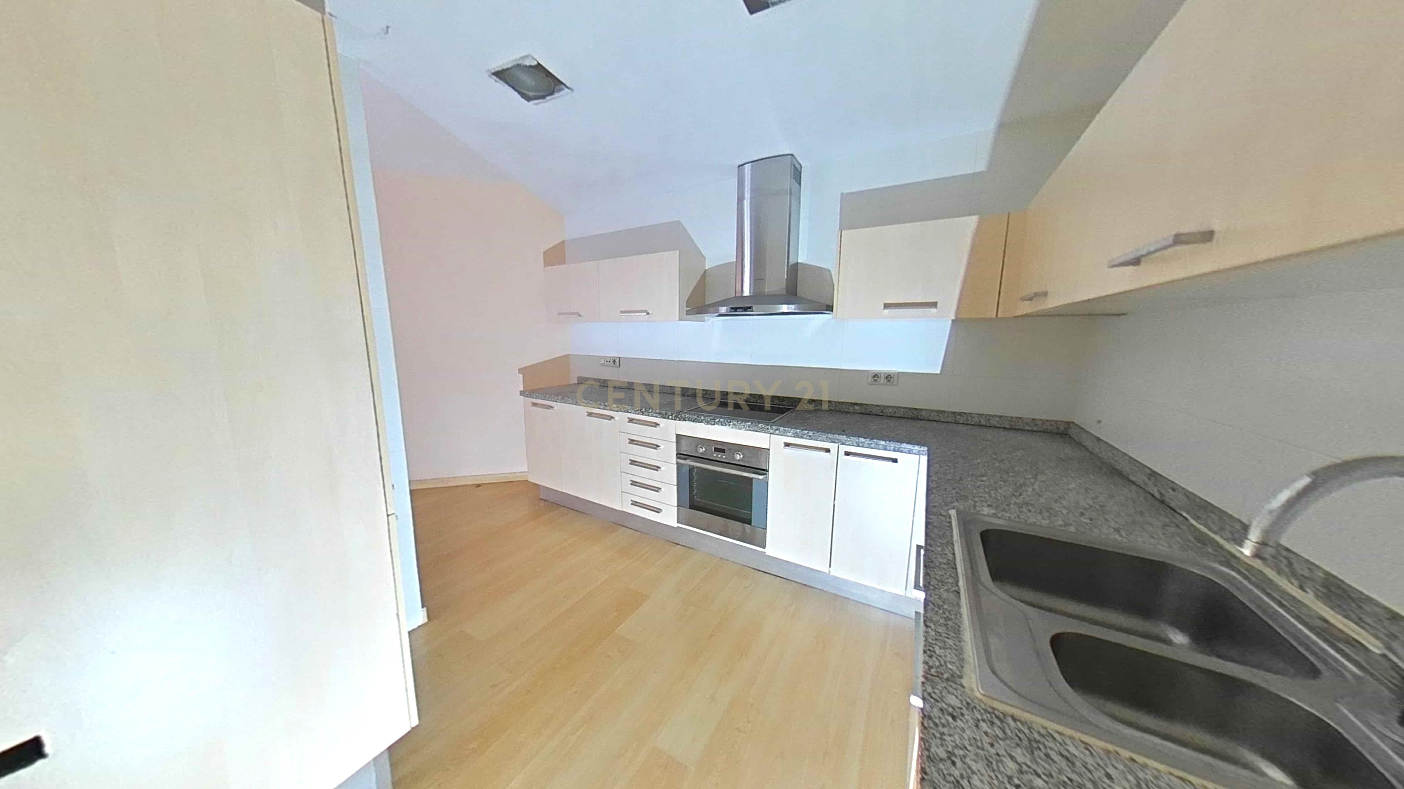Kitchen of Apartment for sale in Montcada i Reixac  with Air Conditioner and Oven