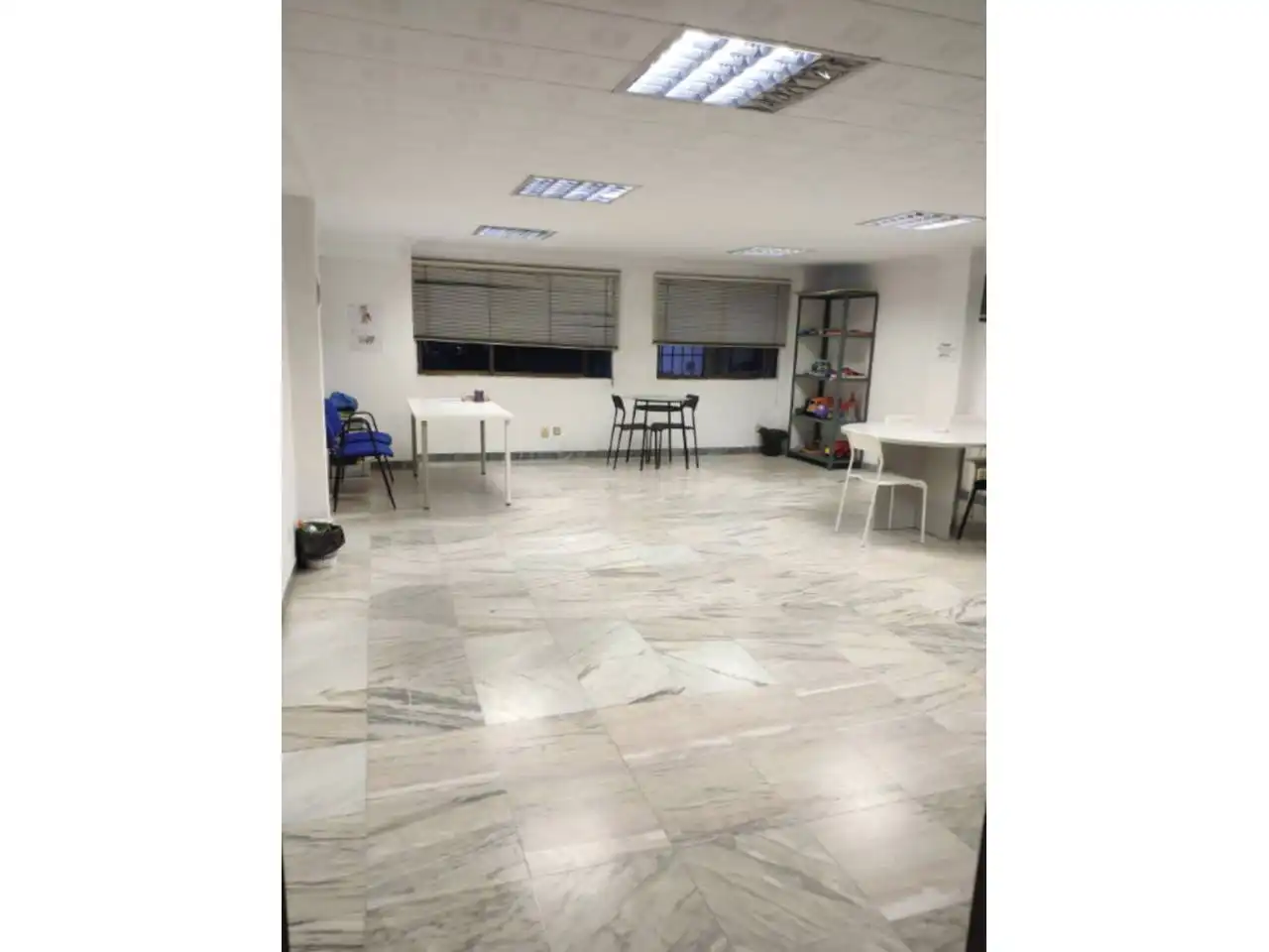 Oficina en venda a Avenida Santa Marina, imagen 3