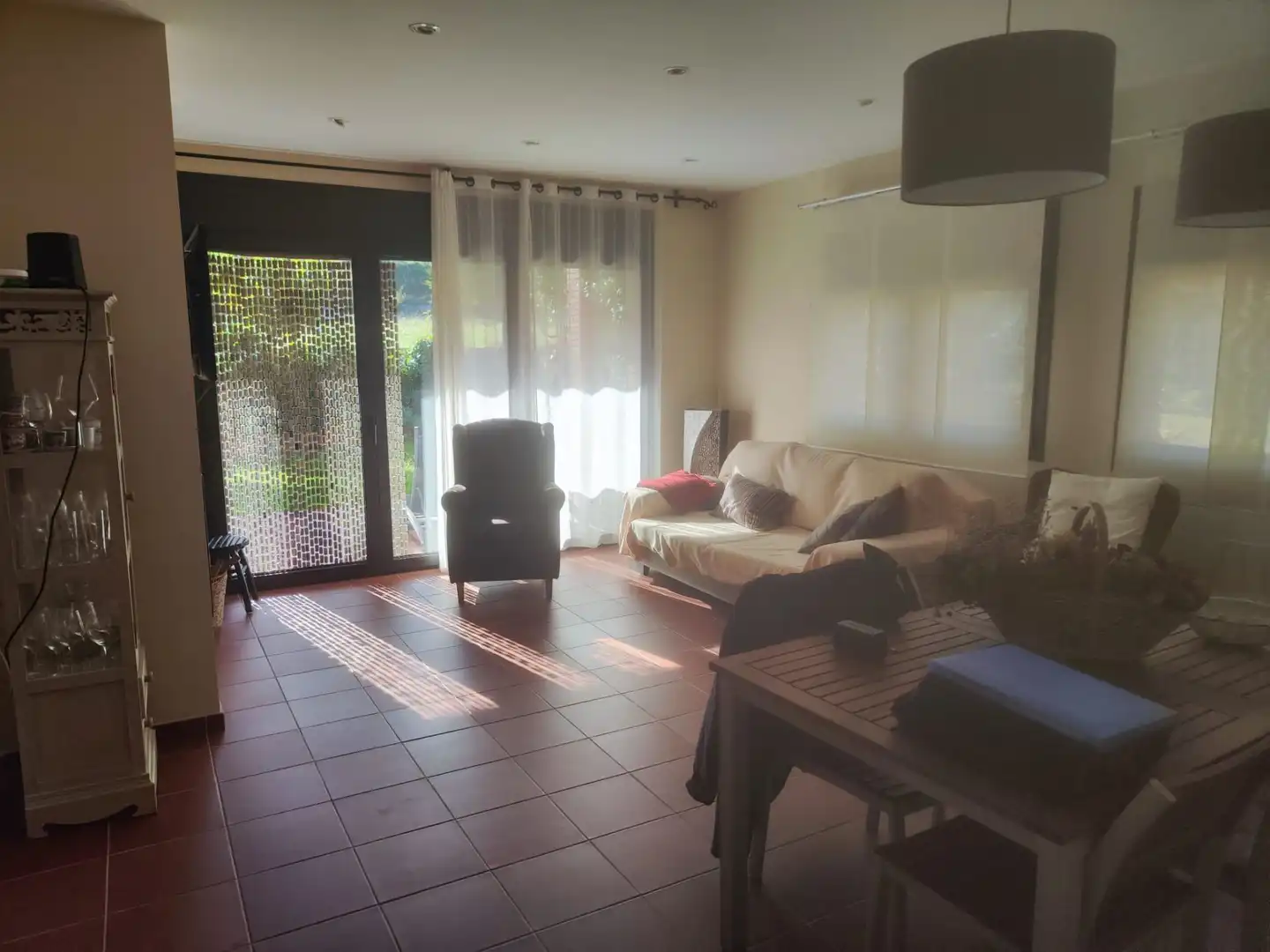 Sala de estar de Casa o chalet en venta en Sant Llorenç de la Muga con Calefacción y Jardín privado