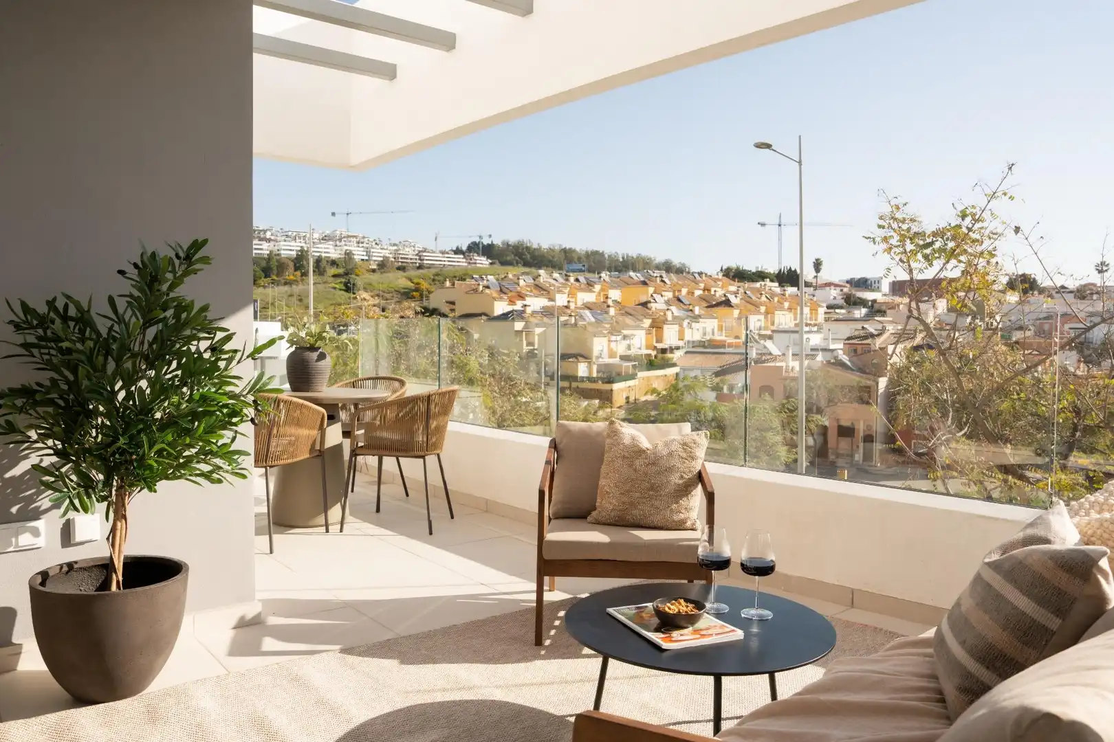 Apartamento con terraza en venta en Avenida Avenida Diputado Ignacio Mena Molina