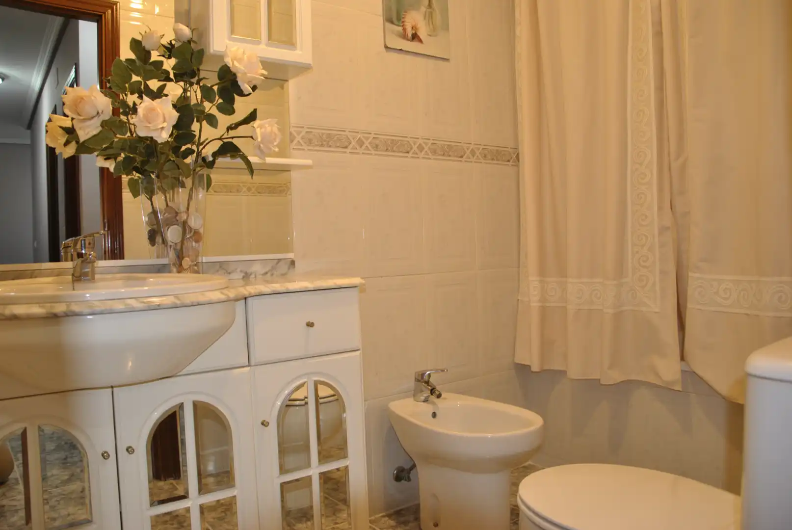 Bathroom of Flat for sale in Coria  with Air Conditioner, Heating and Terrace