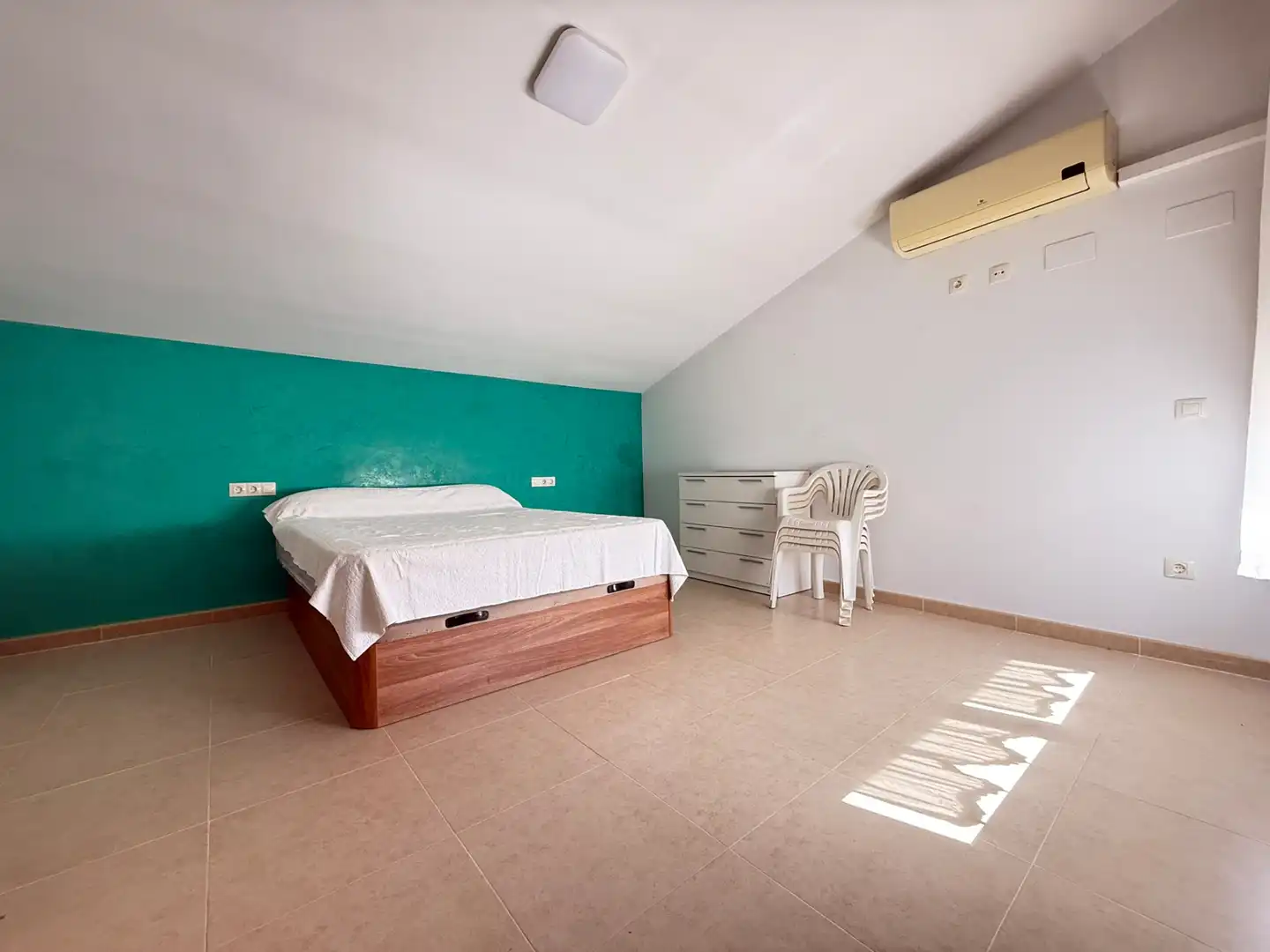 Bedroom of Duplexes for sale in Caspe  with Air Conditioner, Heating and Terrace