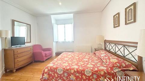 Photo 3 of Flat to rent in Colón de Larreátegui Kalea, Ensanche - Moyua - Diputación, Bizkaia