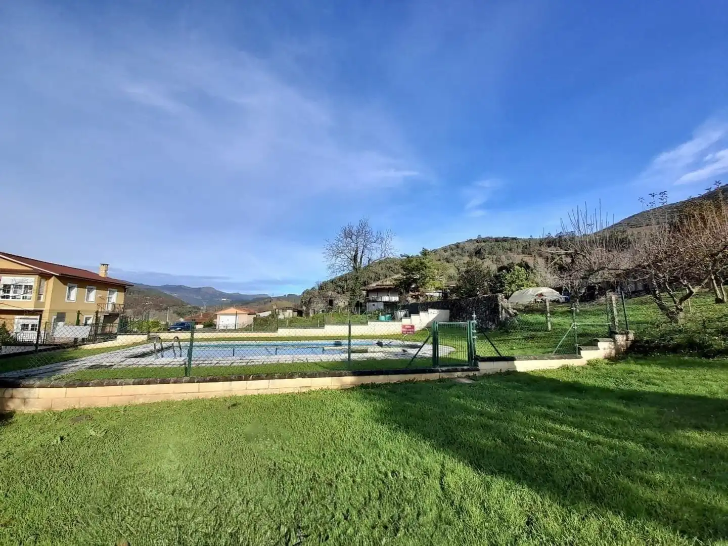 Schwimmbecken von Wohnung zum Verkauf in Ramales de la Victoria mit Heizung, Balkon und Gemeinschaftspool