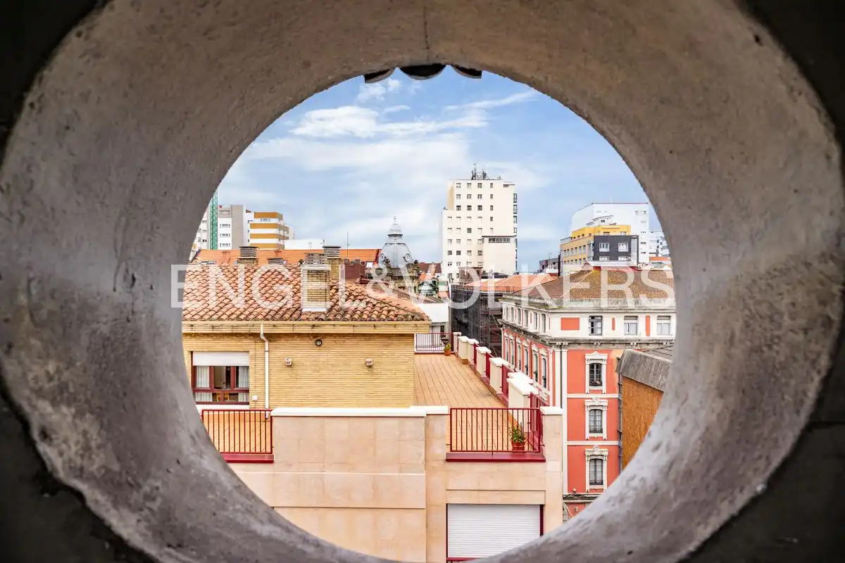 Vista exterior de Piso en venta en Gijón  con Calefacción