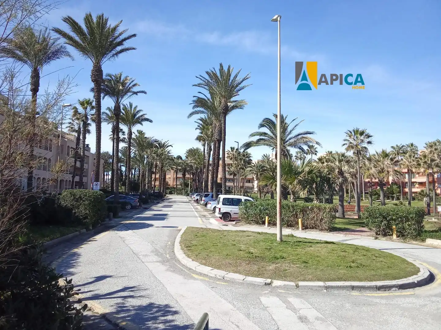Vista exterior de Pis en venda en Sotogrande amb Aire condicionat